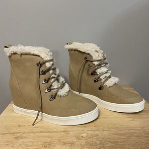 Brash Beige Faux Fur Lined Faux Leather Ankle Bootie Lace Up Wedge Women's 11